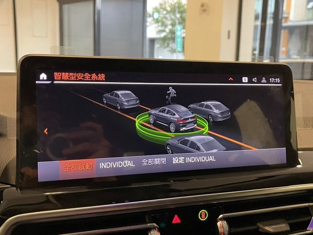 BMW/ 寶馬 X4 SERIES  第40張相片