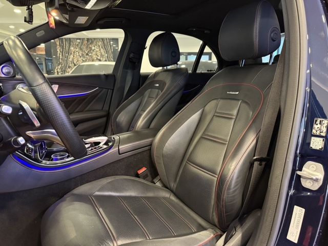 Mercedes-Benz/賓士 E-CLASS  第15張相片
