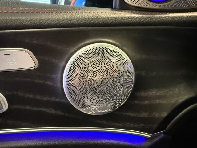 Mercedes-Benz/賓士 E-CLASS  第21張相片