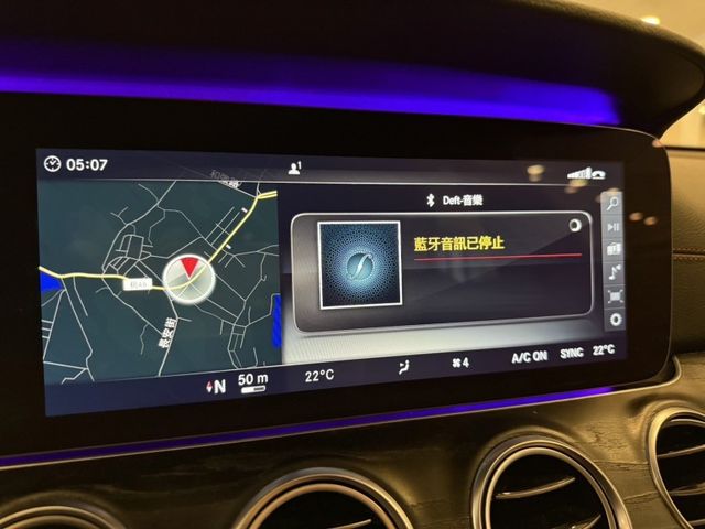 Mercedes-Benz/賓士 E-CLASS  第31張相片