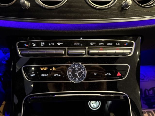Mercedes-Benz/賓士 E-CLASS  第32張相片