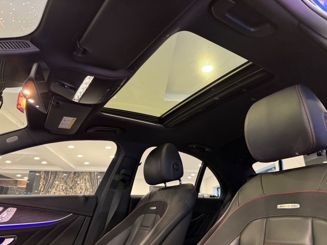 Mercedes-Benz/賓士 E-CLASS  第33張相片