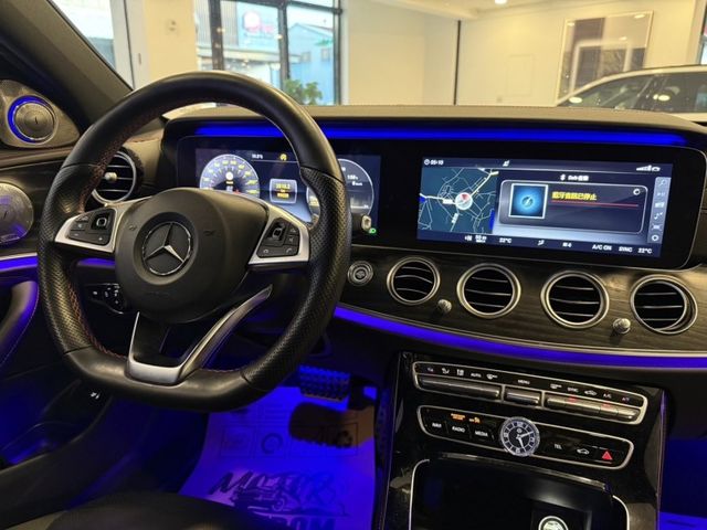 Mercedes-Benz/賓士 E-CLASS  第35張相片