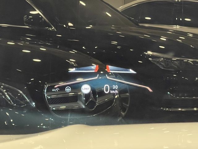 BMW/ 寶馬 318i  第36張相片