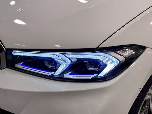 BMW/ 寶馬 318i  第40張相片