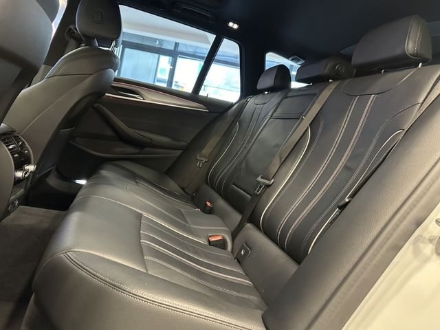 BMW/ 寶馬 540i  第15張相片