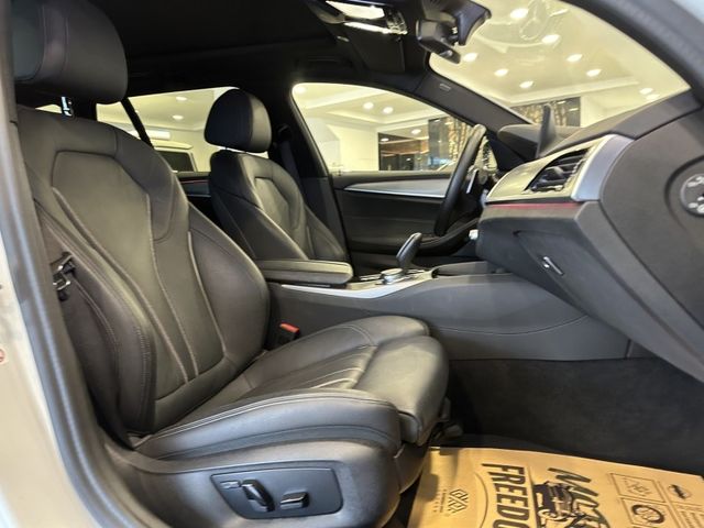 BMW/ 寶馬 540i  第16張相片