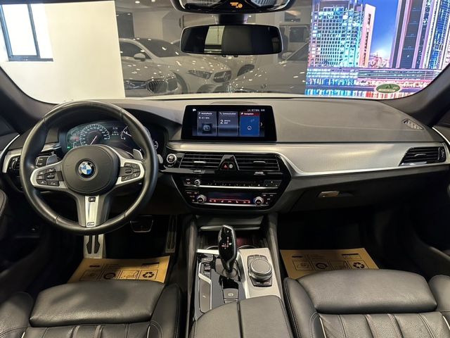 BMW/ 寶馬 540i  第17張相片
