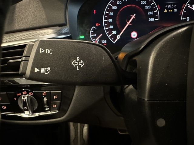 BMW/ 寶馬 540i  第23張相片