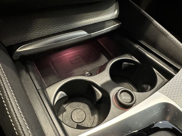 BMW/ 寶馬 540i  第29張相片
