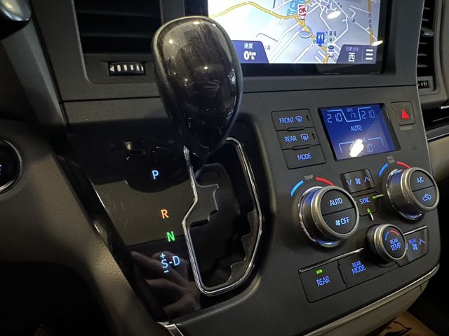 Toyota Sienna  第34張相片