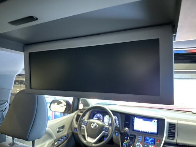 Toyota Sienna  第38張相片