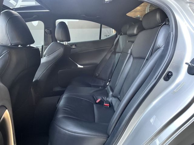 Lexus IS  第5張相片