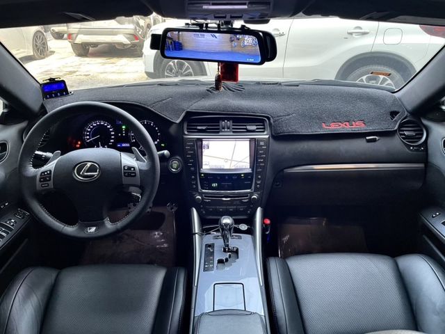 Lexus IS  第9張相片