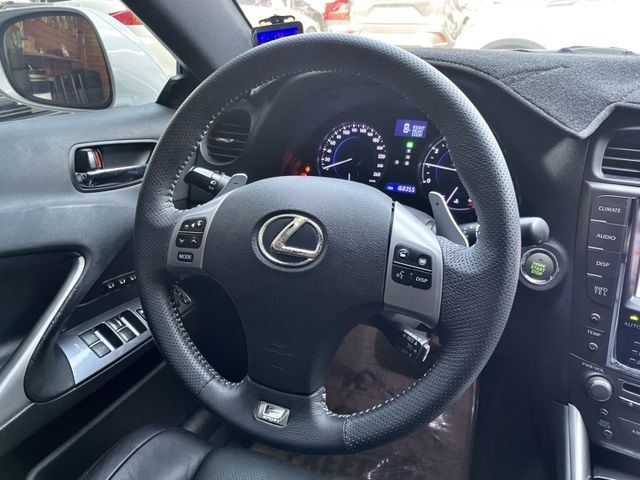 Lexus IS  第10張相片