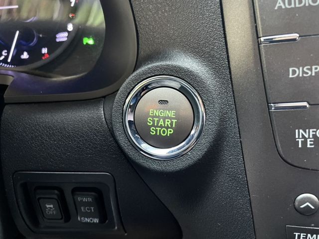 Lexus IS  第16張相片