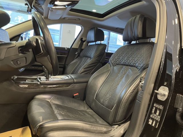 BMW/ 寶馬 740Li  第13張相片
