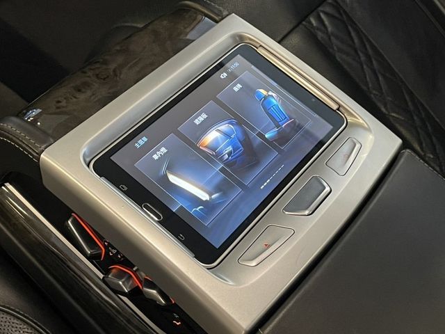 BMW/ 寶馬 740Li  第22張相片