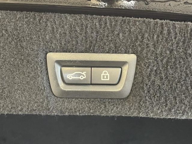 BMW/ 寶馬 740Li  第27張相片