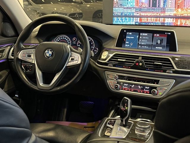 BMW/ 寶馬 740Li  第31張相片