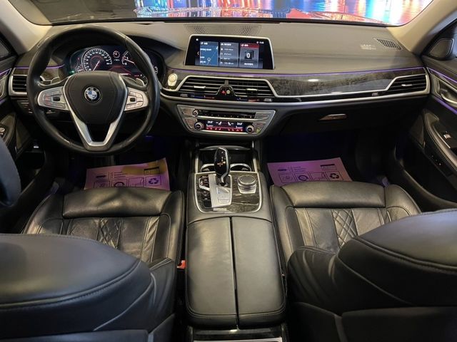 BMW/ 寶馬 740Li  第32張相片