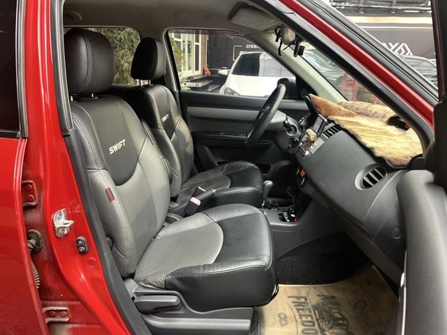 Suzuki SWIFT  第7張相片