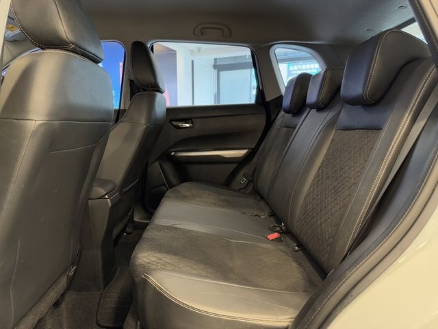 Suzuki Vitara  第12張相片