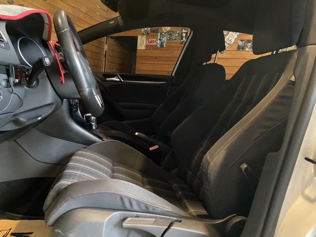 Volkswagen 福斯 Golf  第8張相片