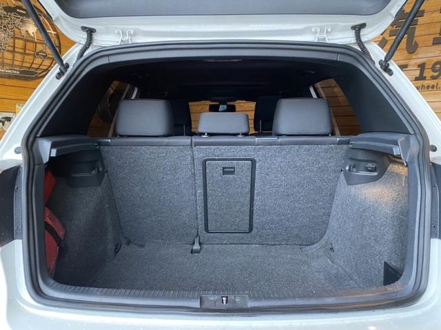Volkswagen 福斯 Golf  第20張相片
