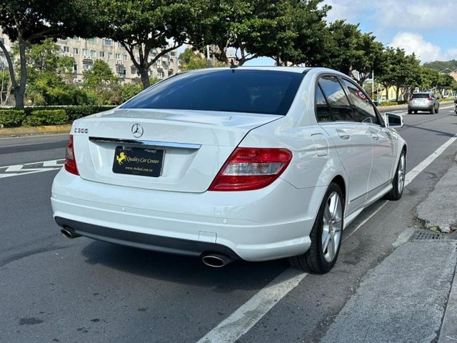 Mercedes-Benz/賓士 C300  第5張相片
