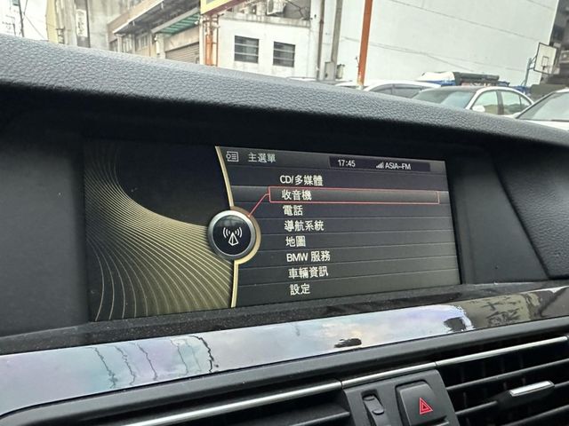 BMW/ 寶馬 528i  第13張相片
