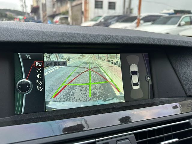 BMW/ 寶馬 528i  第15張相片