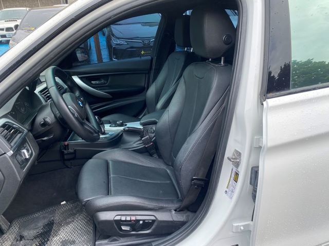 BMW/ 寶馬 328i M Sport  第7張相片