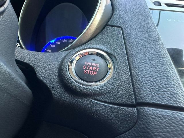 Subaru Legacy  第15張相片