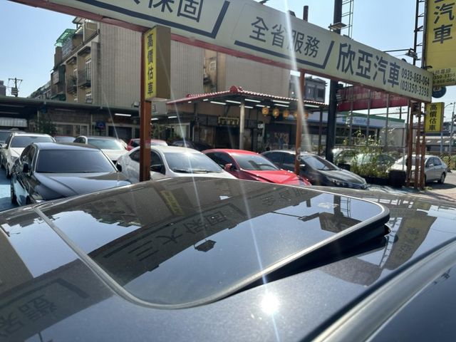 Subaru Legacy  第20張相片