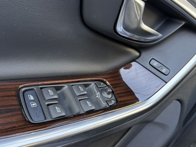 Volvo S60  第8張相片