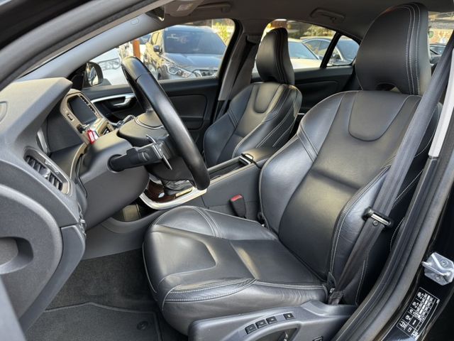Volvo S60  第9張相片