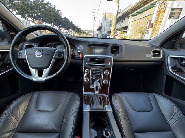 Volvo S60  第11張相片