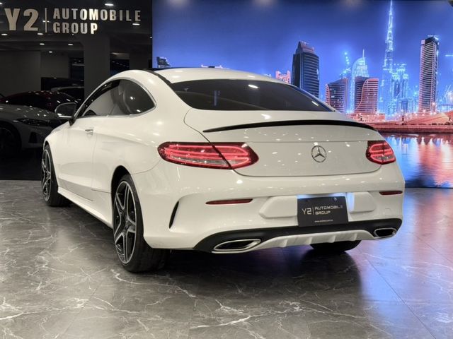 Mercedes-Benz/賓士 C300  第9張相片