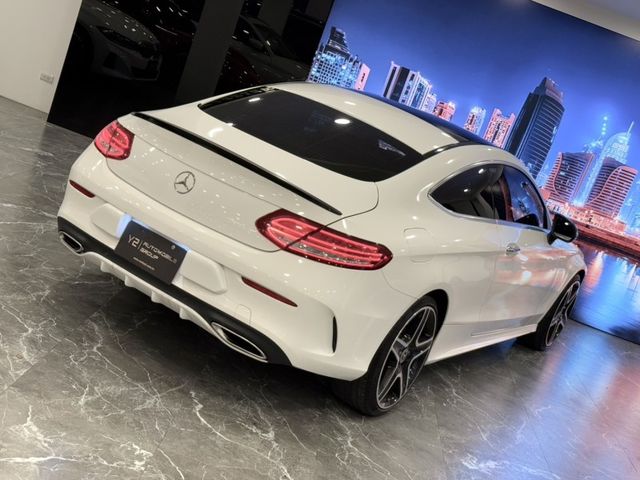 Mercedes-Benz/賓士 C300  第20張相片