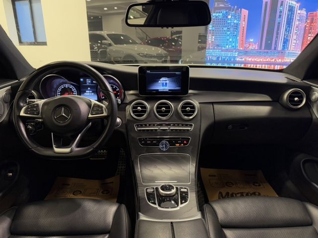 Mercedes-Benz/賓士 C300  第25張相片