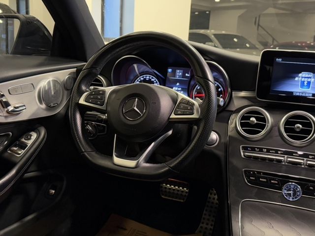Mercedes-Benz/賓士 C300  第26張相片
