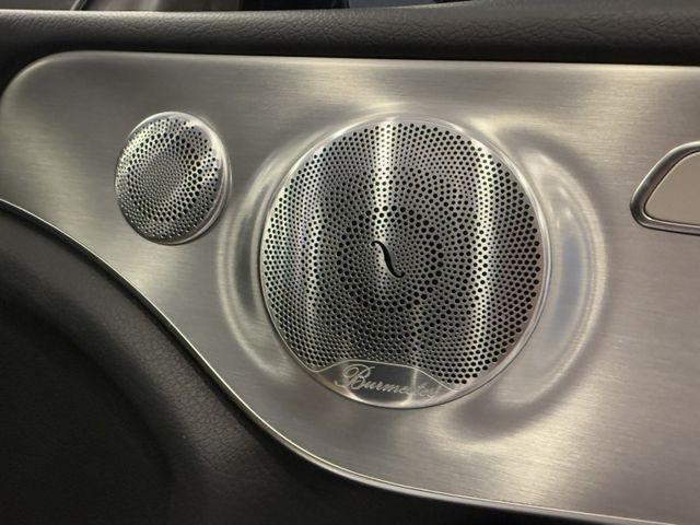 Mercedes-Benz/賓士 C300  第30張相片