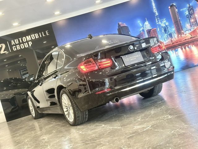 BMW/ 寶馬 320i  第12張相片