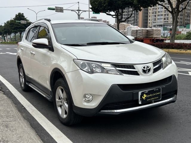 Toyota RAV4  第3張相片