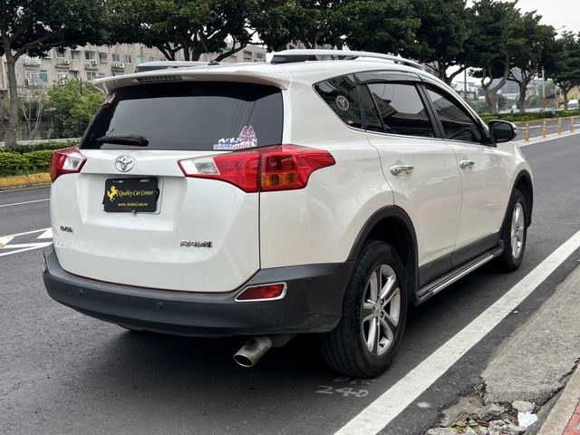 Toyota RAV4  第4張相片