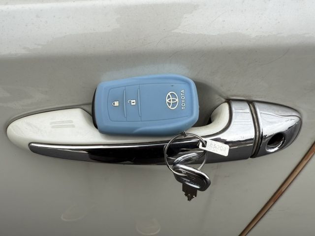 Toyota RAV4  第15張相片