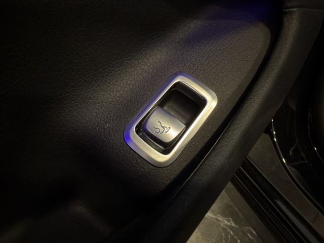 Mercedes-Benz/賓士 S350d L  第18張相片