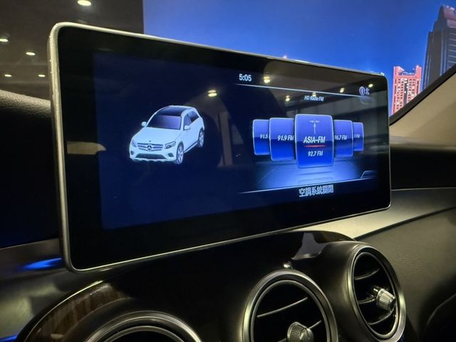 Mercedes-Benz/賓士 GLC300  第30張相片
