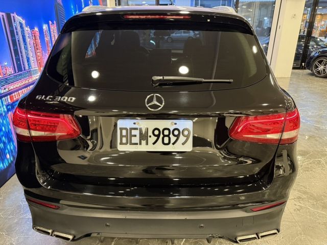 Mercedes-Benz/賓士 GLC300  第45張相片